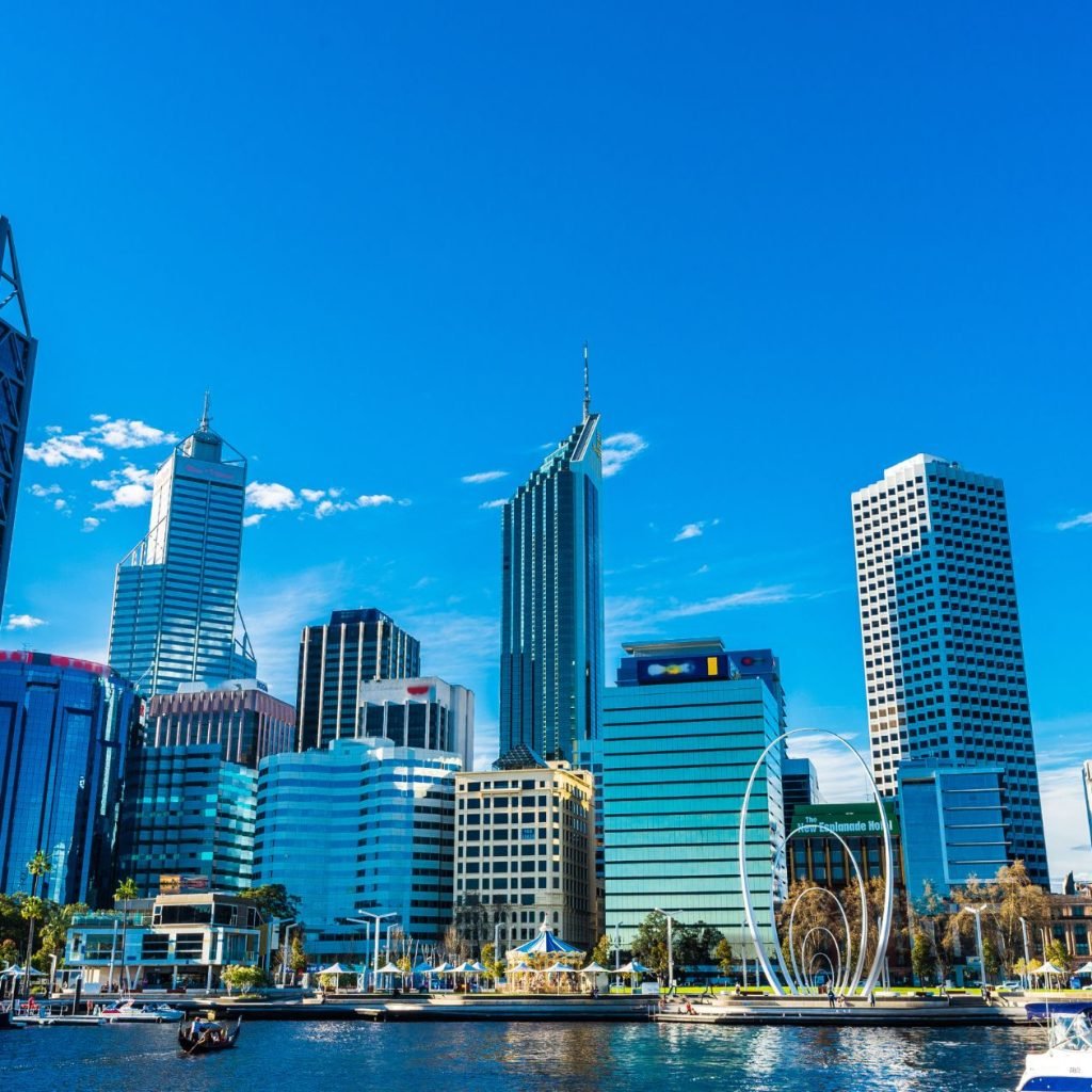 Book Flights and Hotels in Perth with Flyvoye